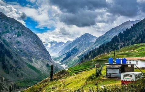 3 Days and 2 Nights Naran Kaghan Standard Tour - Pakistan Travel Diaries