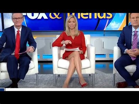 Ainsley Earhardt (Fox & Friends) 11/30/21 - YouTube