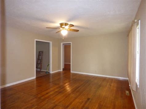 Brivity - 1329 Cheyenne Street Leavenworth, KS 66048 - Virtual Tour