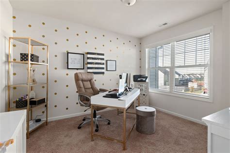 Efficiency and Style: Modern Office Design Ideas for Small Spaces