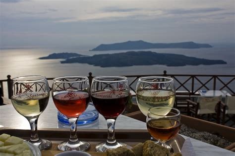 10 Best Places to Enjoy the Sunset in Santorini | Travellector