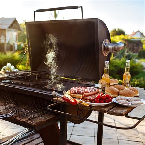 12 Tips for Planning the Ultimate Backyard Barbecue