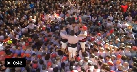 Constructing a 10 story human tower (world record) at 5x speed - 9GAG