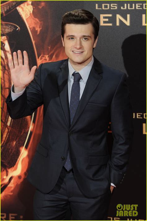 Jennifer Lawrence & Josh Hutcherson: 'Catching Fire' Madrid Premiere ...