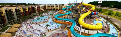 Diving into Wisconsin Dells Water Parks