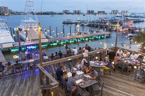 Staff Picks: Best Destin Seafood Restaurants - Ocean Reef Resorts