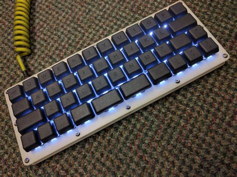 40% Keyboards: Ivory JD40