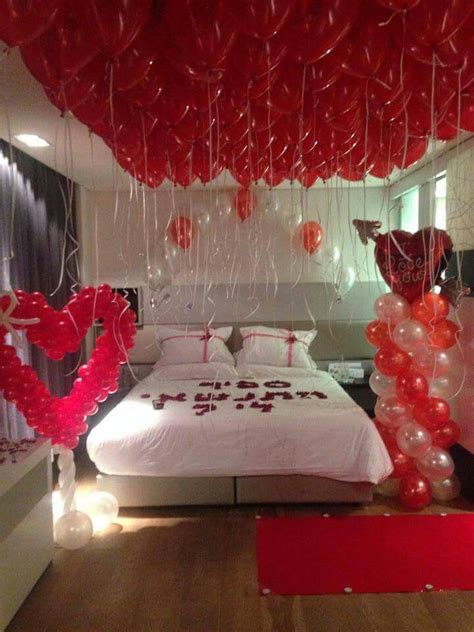 Honeymoon night decoration | Романтическая обстановка спальни ...