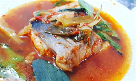 Pindang Patin Khas Palembang Memiliki Rasa Bumbu yang Berkesan