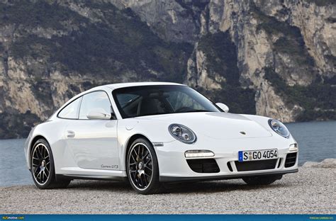 Drive Thru: Porsche 911 Carrera GTS – AUSmotive.com