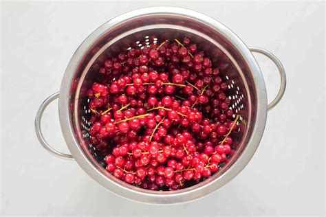 Easy Red Currant Jelly Recipe