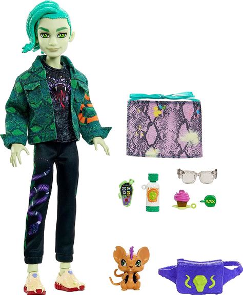 Buy Monster High Deuce Gorgon Doll 2022 | Monster High Dolls UK | Bentzens