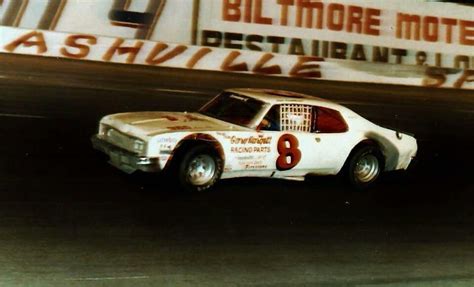 1977 Dale Earnhardt Sr | Nascar race cars, Late model racing, Old race cars