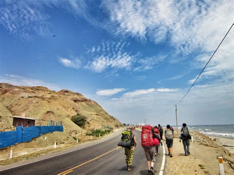 Crossing the Ecuador-Peru Border on Foot: the Longest 100km of My Life