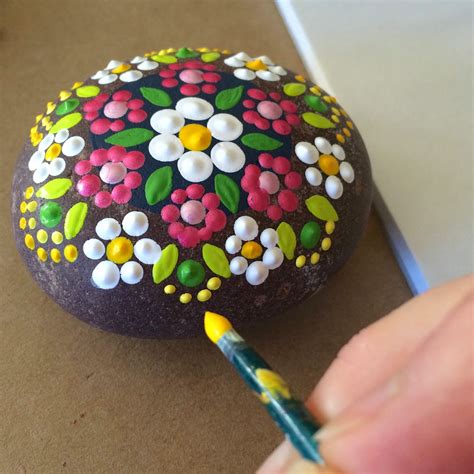 19 Easy Rock Painting Ideas Anyone Can Make | Carla Schauer Designs