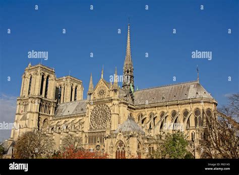 Side view on the gothic Cathedral of Notre Dame de Paris, France Stock ...