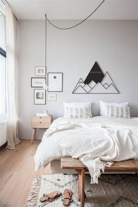 10+ Wall Hangings For A Bedroom