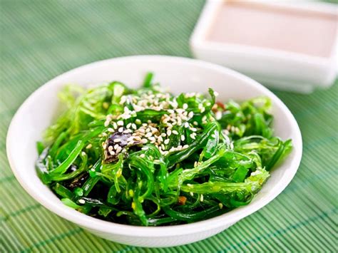 Seaweed Salad Nutrition Benefits | Besto Blog