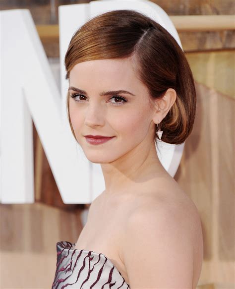 Well, Well, Well. Looks Like Emma Watson Decided to REALLY Step Outside the Box With Her Hair ...