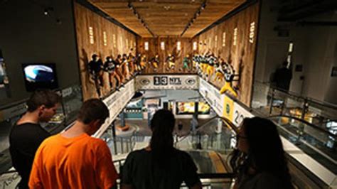 Packers Hall of Fame now offering guided tours