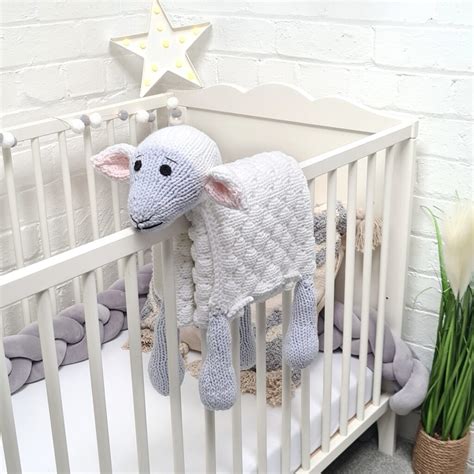 KNITTED Cuddle and Play Sheep Baby Blanket Knit Pattern – Crochet Arcade