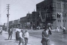 Bustling downtown Yankton, circa 1903. The Fantles department store is on the right. Photo ...