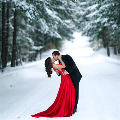 This Winter Wonderland Photoshoot Will Have You Wishing for Snow ...