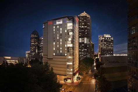 Hampton Inn & Suites Midtown | LPB Atlanta Architecture