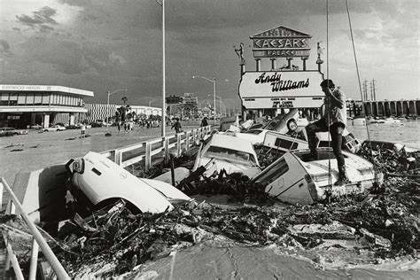 1975 Las Vegas flash flood caused millions of dollars in damages | Las vegas airport, Flood ...