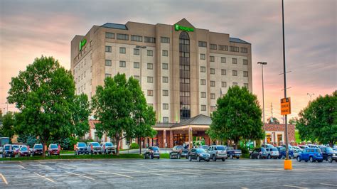 Holiday Inn Rapid City-Rushmore Plaza in Rapid City, SD - Hotels ...