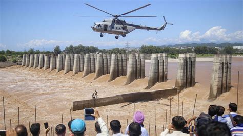 IAF Chopper Rescues Four People Stranded in Jammu’s Tawi River