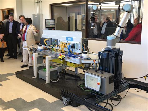 Siemens Electro-Matic Industrial Engineering Lab Opens on LTU Campus