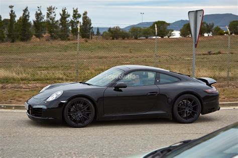 Porsche Spied Testing 911 Facelift, a GTS - autoevolution