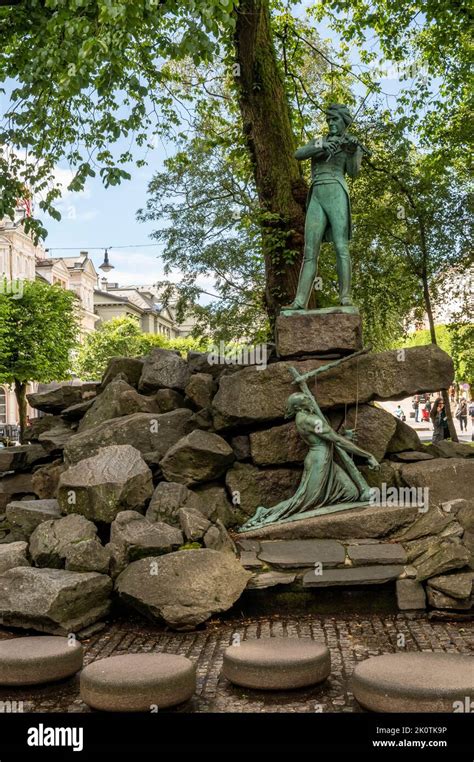 Statue of Ole Bull in Bergen Norway Stock Photo - Alamy