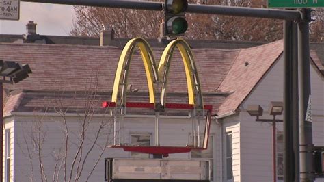 Demolition of McDonald's across from Wrigley Field has begun ...