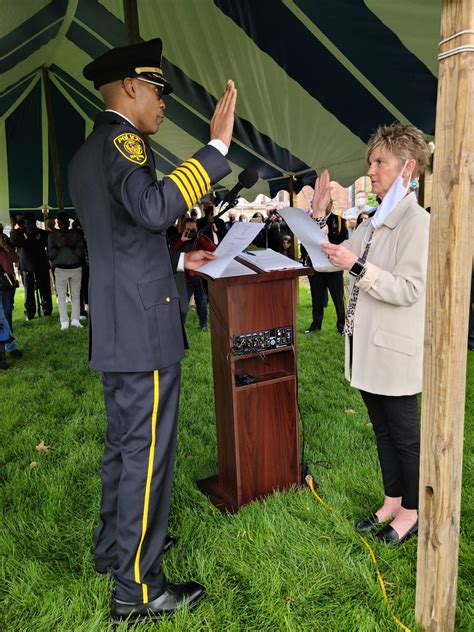 Changing of the Guard at the Macomb Police Department | Tri States Public Radio