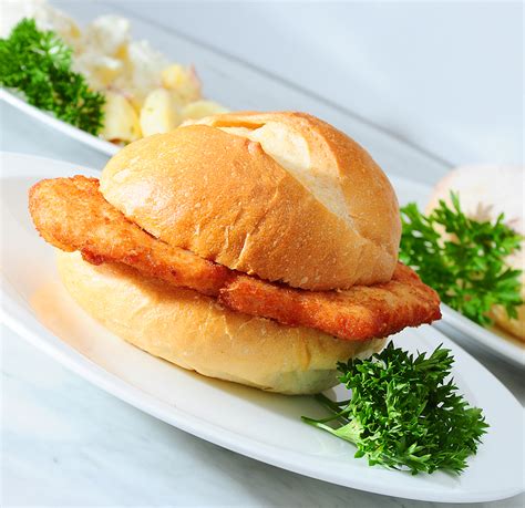 Chicken Schnitzel Sandwich by mrkswdjy on DeviantArt