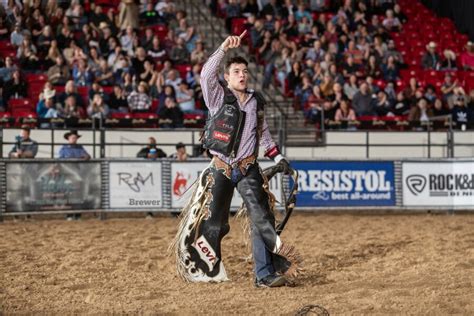 John Crimber Goes 3 for 3 to Win his First Tuff Hedeman Bull Riding ...