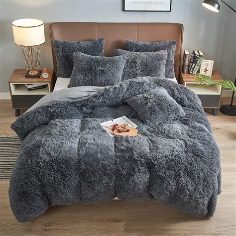 Amazon.com: Dekoresyon Plush Duvet Cover Set, Luxury Ultra Soft Velvet Duvet Cover Set Fluffy ...