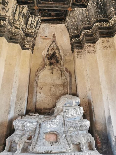 2019 - Wat Chaiwatthanaram Pagoda , Buddha Statue, Mural Painting with Ayutthaya Archaeological ...