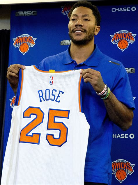 Derrick Rose is excited to be a Knick, even as he looks back at Chicago ...