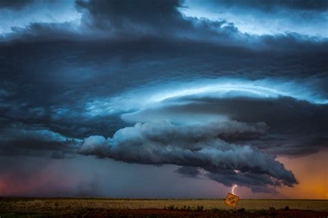 Scary and Amazing Structure of Supercell and Thunderstorm