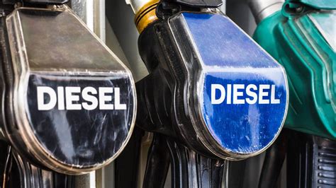 "War" of engines: gasoline vs diesel, which one is better to choose?