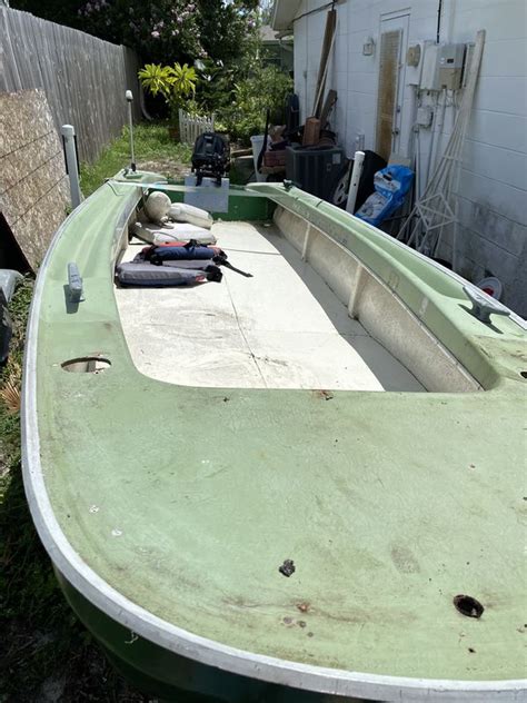 14ft fiberglass jon boat for Sale in NW PRT RCHY, FL - OfferUp