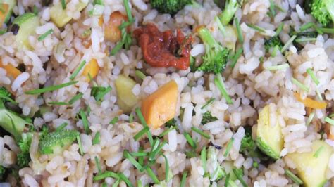 ARROZ CHAUFA VEGETARIANO - Arrocesperuanos.com