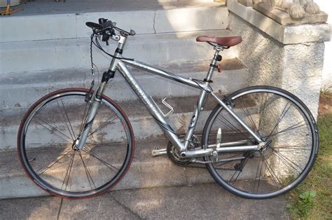 TREK Multitrack 7700 Comfort Hybrid Bike 17.5” Aluminum Frame. Great ...