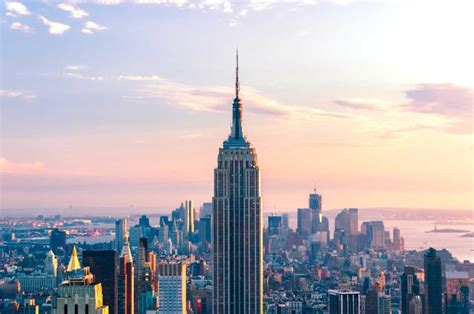7 Top Art Deco Buildings in Manhattan || History || Tours