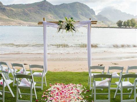 These 12 Kauai Wedding Venues Are Truly Breathtaking