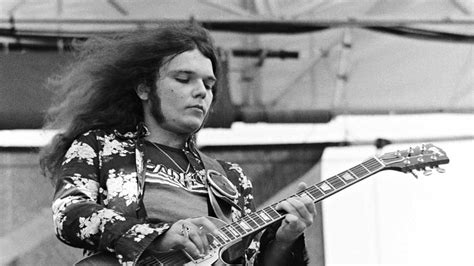 Lynyrd Skynyrd founding guitarist Gary Rossington dead at 71 | Louder