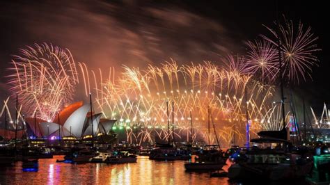 Where to Watch Sydney's NYE Fireworks in 2023 | New Years Eve Sydney